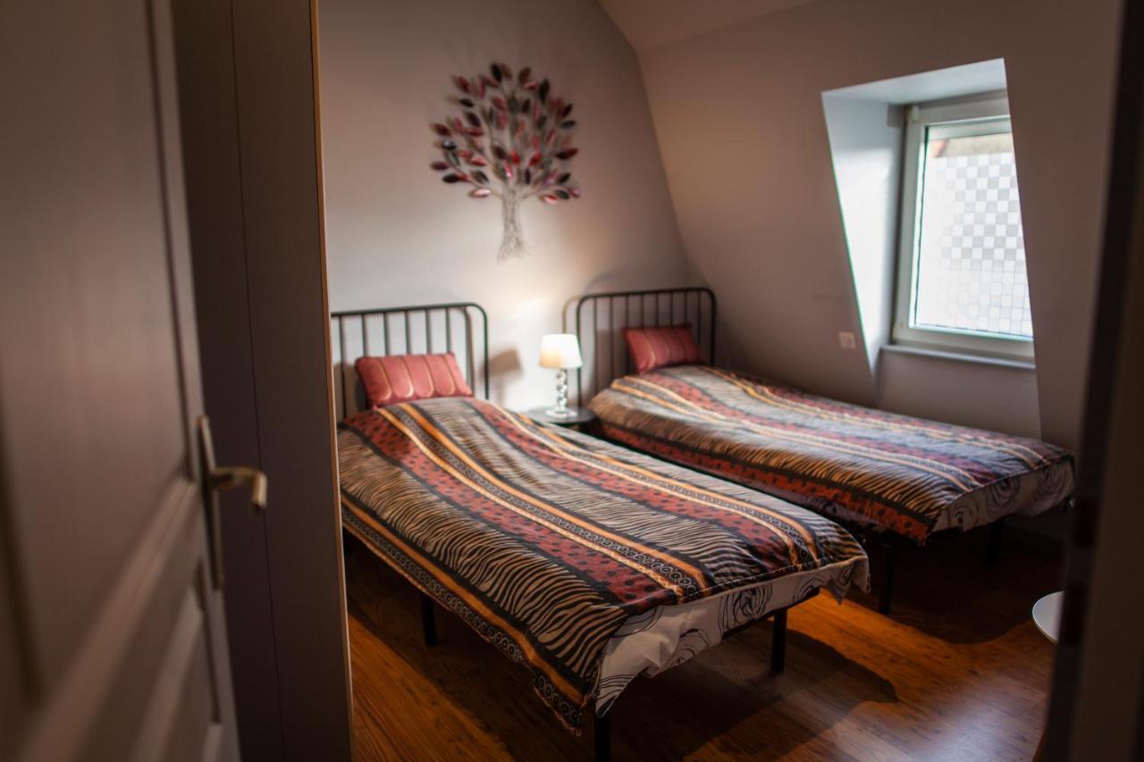 2 Gites au coeur de Bergues Extérieur photo