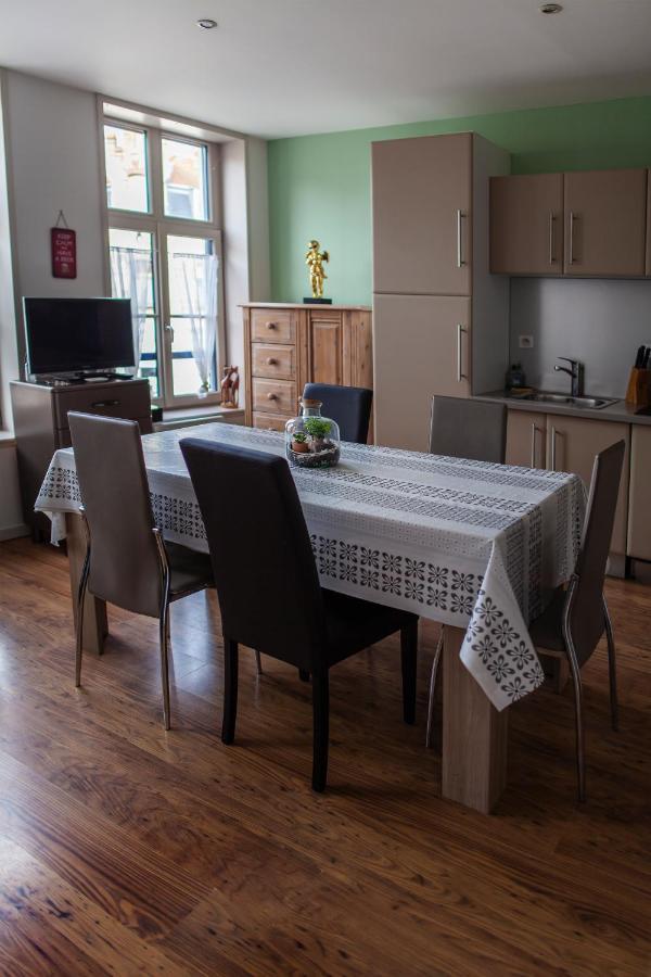 2 Gites au coeur de Bergues Extérieur photo